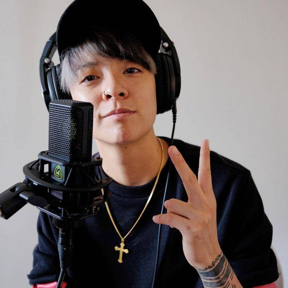 Amber (instagram.com/ajol_llama)