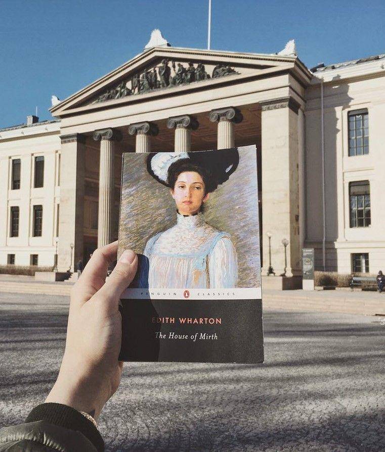 The House of Mirth oleh Edith Wharton (instagram.com/arinareads)