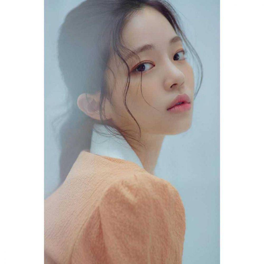 Kim Joo Young (instagram.com/jwidecompany)