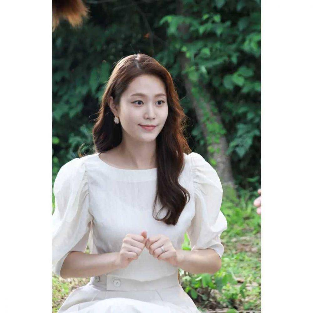 Park Se Jin (instagram.com/jwidecompany)