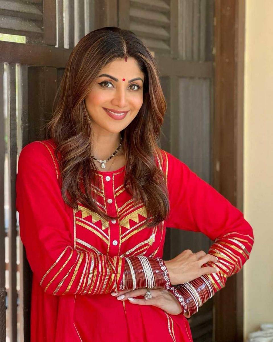 Shilpa Shetty (instagram.com/theshilpashetty)