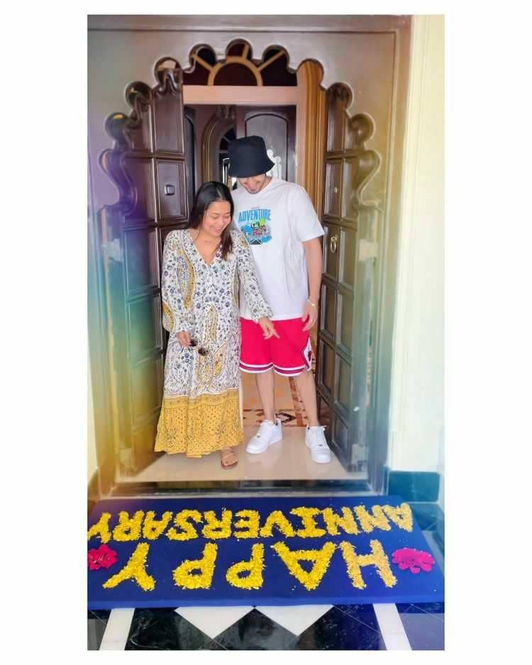 Neha Kakkar dan suami (instagram.com/rohanpreetsingh)