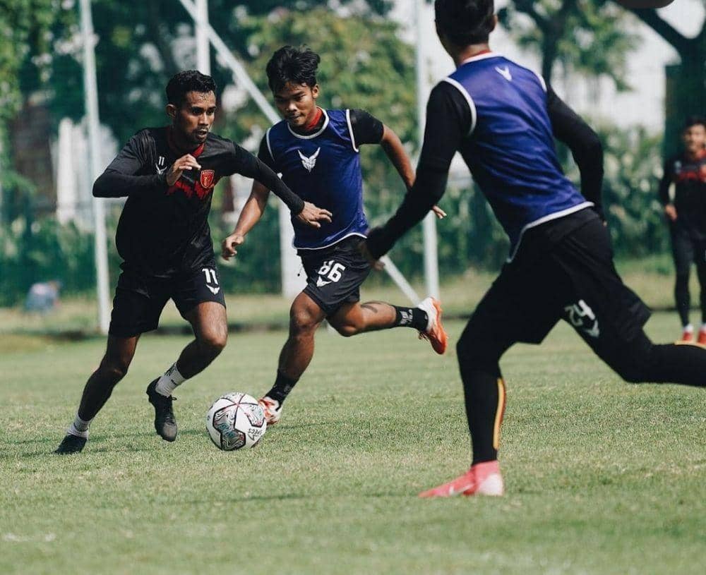 Badak Lampung FC bertekad menutup laga putaran pertama babak penyisihan grup Liga 2 2021. (instagram/@badaklampungfc)