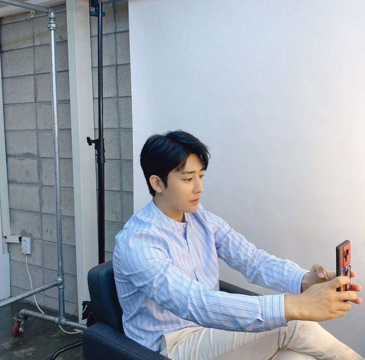 Son Ho Jun (instagram.com/sonhojun_official)