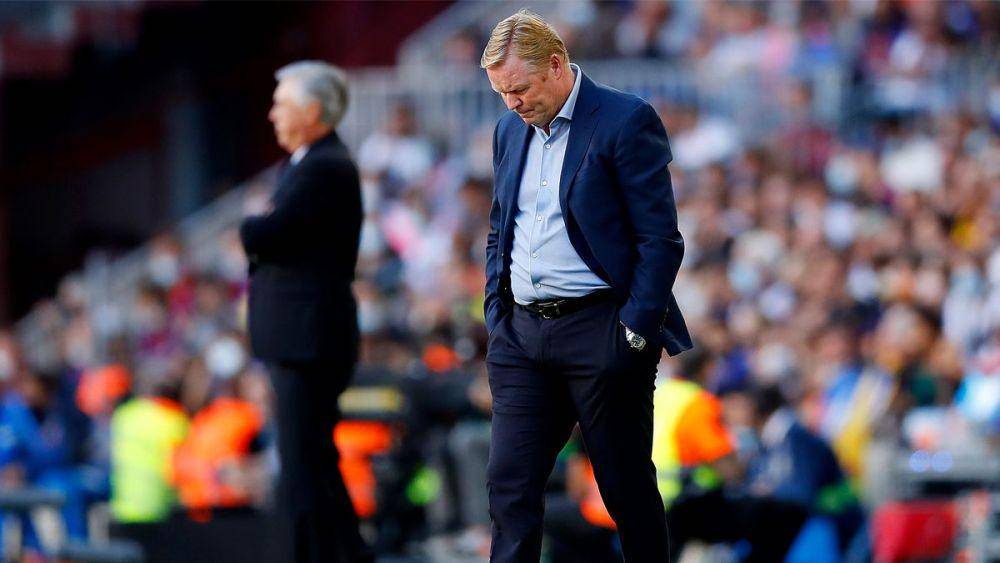 potret kekecewaan Ronald Koeman saat dikalahkan Real Madrid (fcbarcelonanoticias.com)