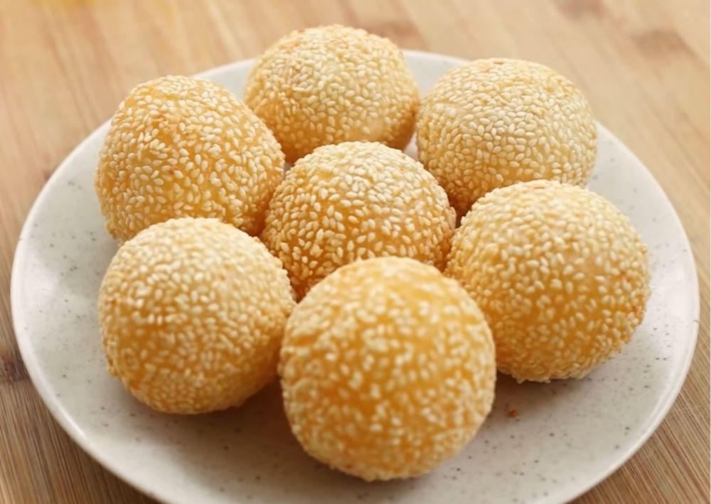 9 Tips Bikin Onde-onde Manis Telur Asin Kopong ala Resto Dimsum