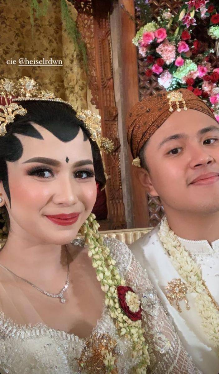 Kebaya dan Makeup Pernikahan Ashilla Zee (instagram.com/ashzahrantiara)
