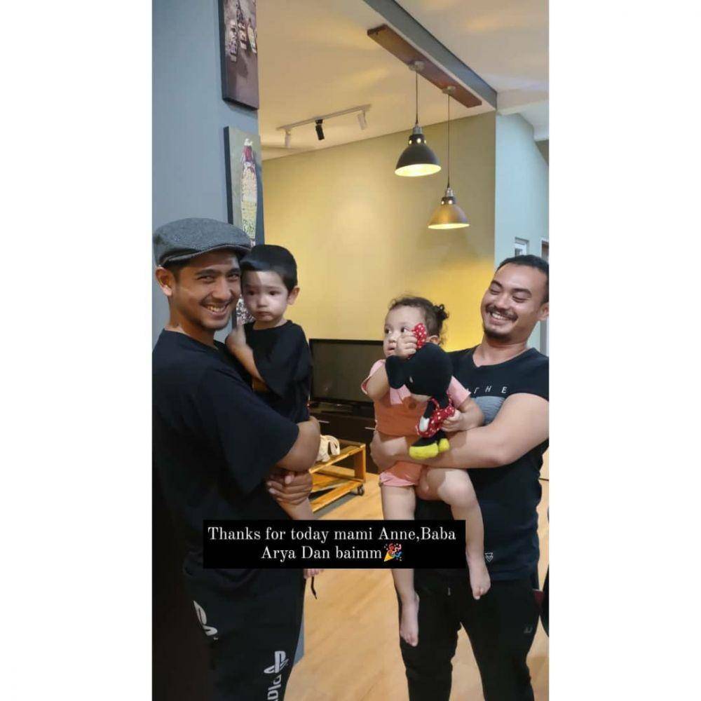 Arya Saloka dan keluarga (instagram.com/fanbase_putriannesaloka)