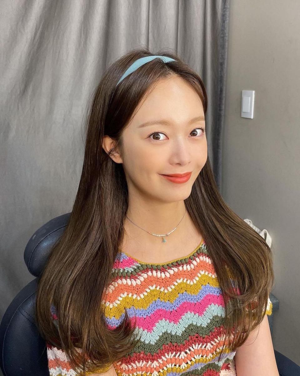 Jeon So Min (instagram.com/jsomin86)