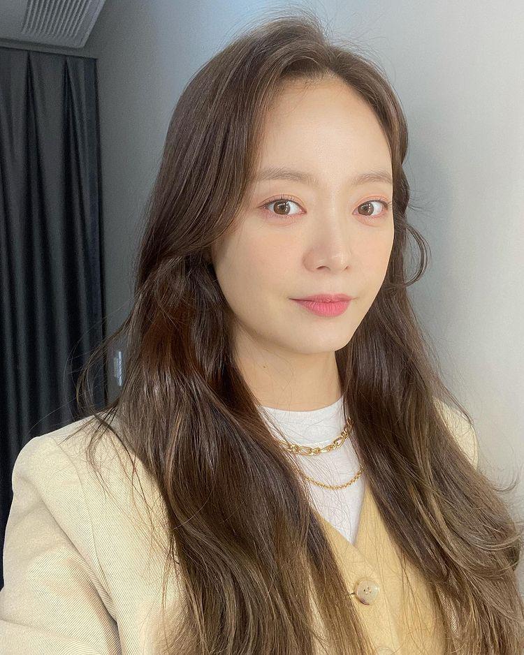 Jeon So Min (instagram.com/jsomin86)
