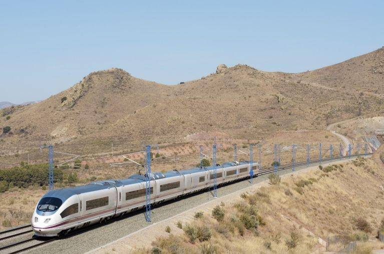 Kereta cepat Spanyol (eurail.com)