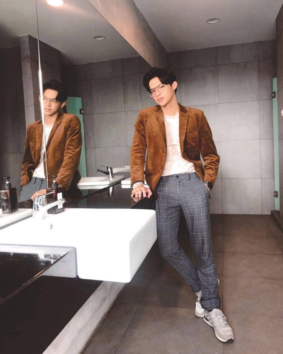 Inspirasi OOTD Kondagan yang Kekinian untuk Pria (Instagram.com/rey_mbyang)