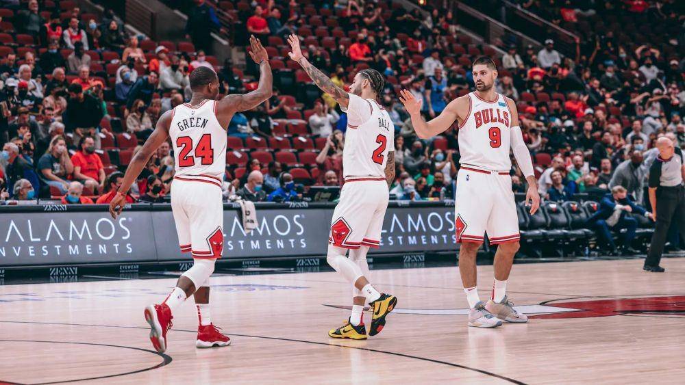 Chicago Bulls melakukan start terbaik di kompetisi NBA dalam dua dekade terakhir. (nba.com).
