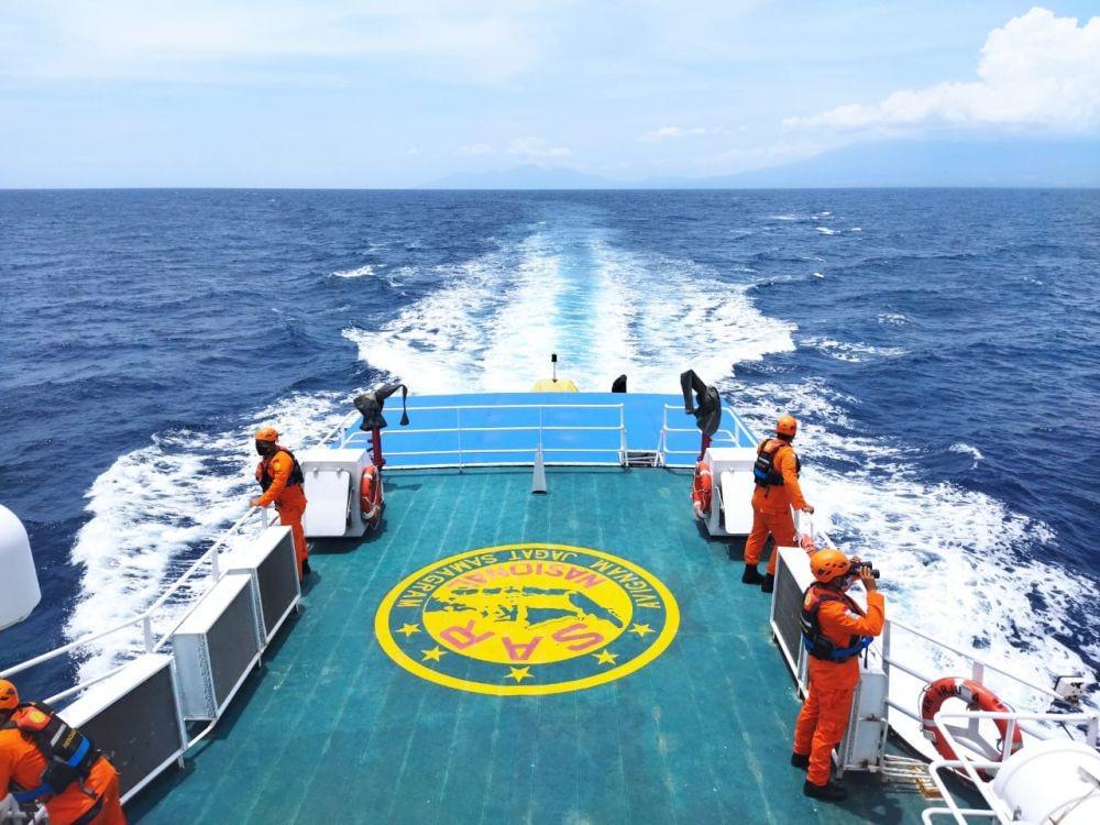 KM Liberty 1 Tenggelam di Perairan Utara Bali, 9 ABK dalam Pencarian