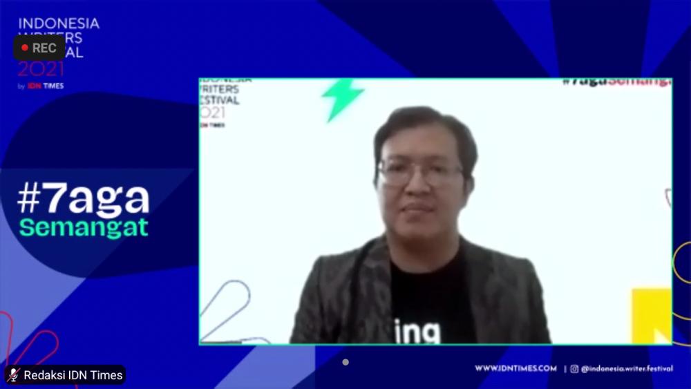 IWF 2021: Salman Aristo, Anak Guru yang Sukses Jadi Penulis Terkenal