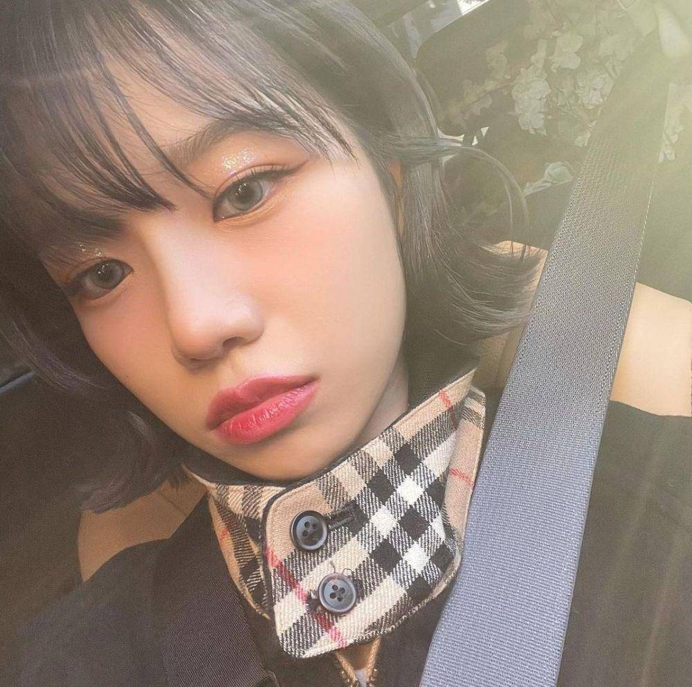 Jo Yuri eks IZ*ONE (instagram.com/zo__glasss)