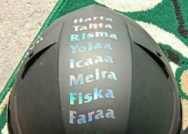 9 Potret Lucu Tulisan 'Harta, Tahta, ...' Ini Dijamin Bikin Cekikikan