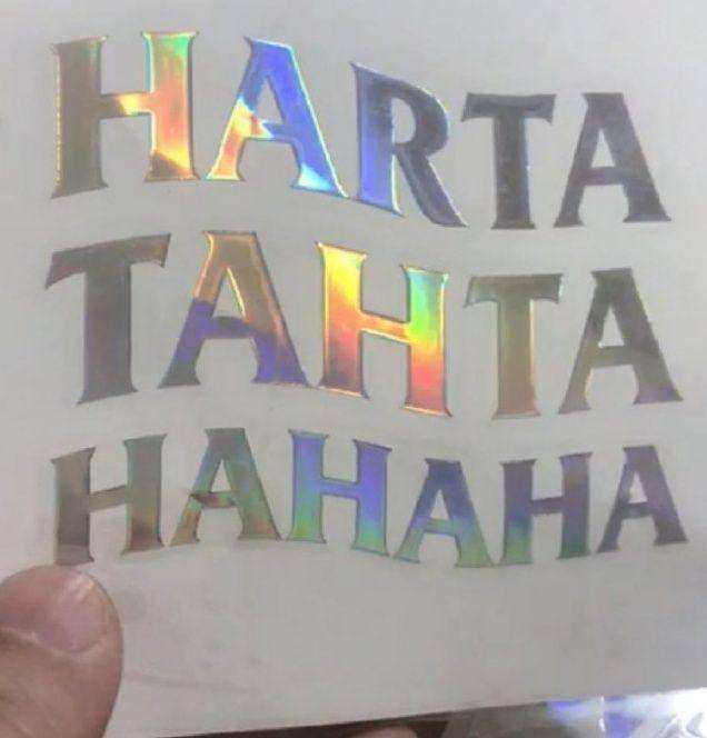 tulisan lucu seputar harta dan tahta (instagram.com/everythingcustom.jogja)