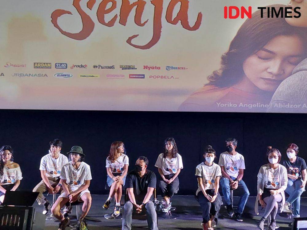 Press Conference & Gala Premiere Jingga dan Senja pada Senin 25/10/2021 (IDN Times/Erfah Nanda)