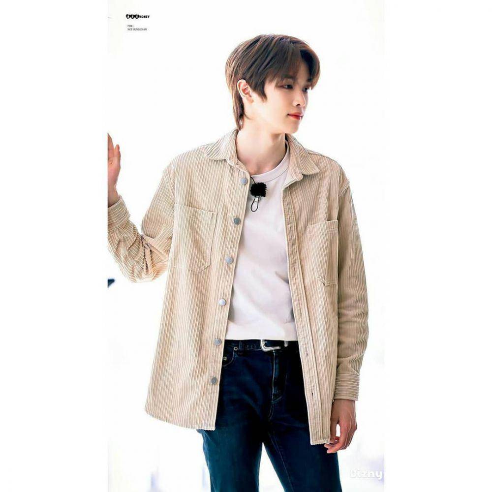 Outfit Seungchan NCT (instagram.com/nctunited00)