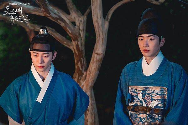 Junho 2PM dan Kang Hoon di drama The Red Sleeve (instagram.com/mbcdrama_now)