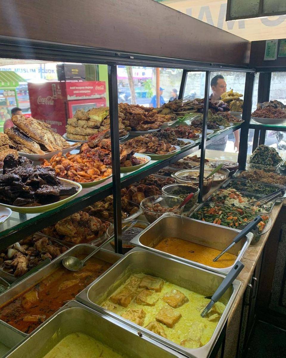 Warung Nikmat, Bali (instagram.com/chaa_79)