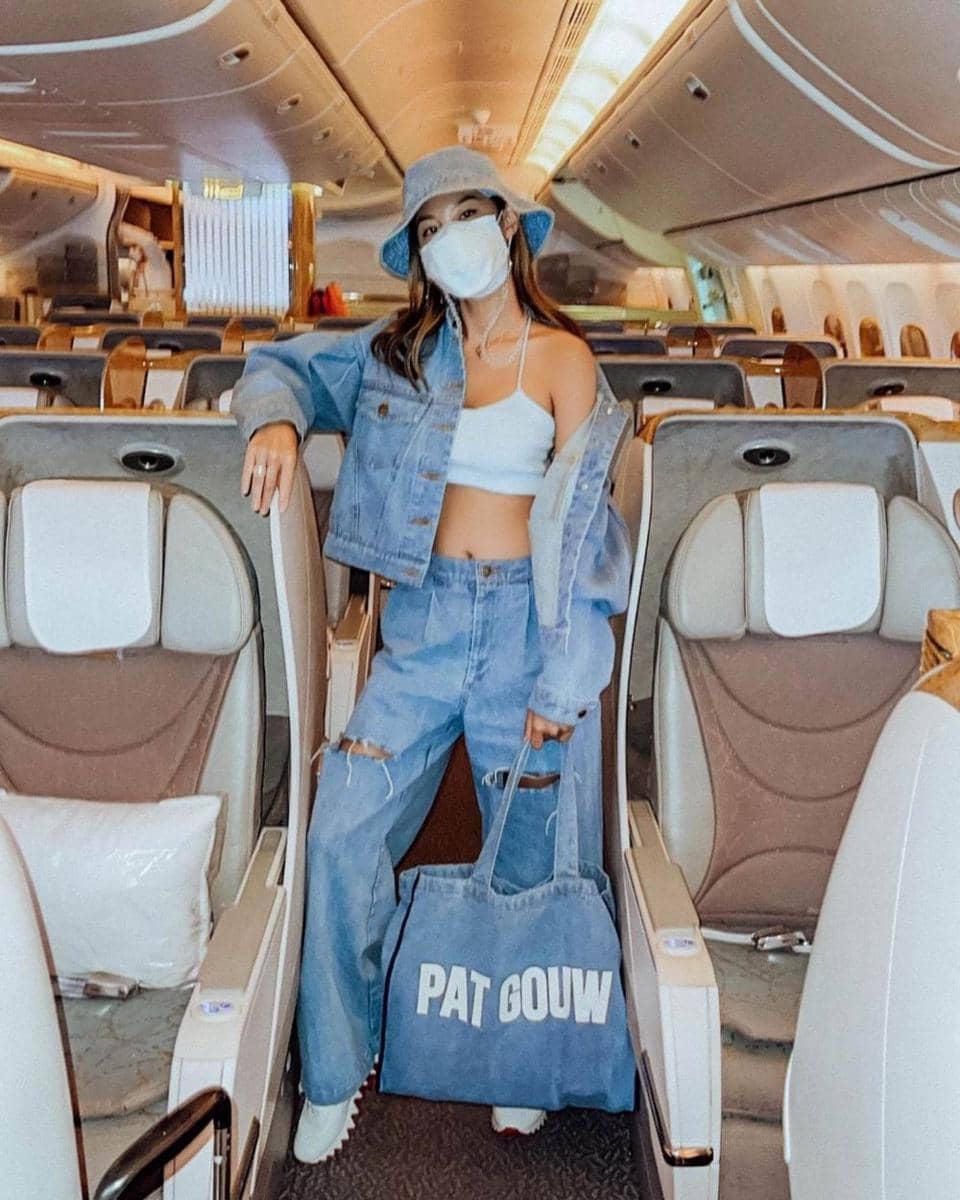 Artis foto di dalam pesawat (Instagram.com/patriciagouw/)
