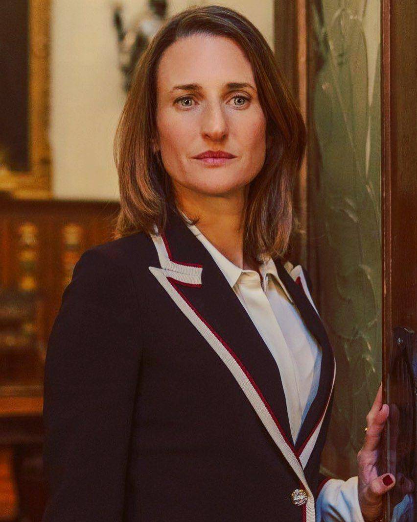 potret Camille Cottin (instagram.com/onlycamillecottin)