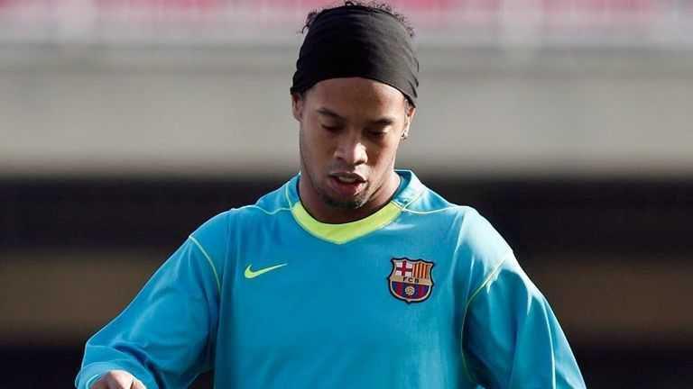 5 Pesepak Bola Hebat yang Memiliki Masa Keemasan Singkat