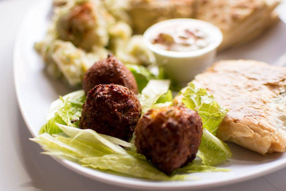 ilustrasi falafel skhug (pixabay.com/Jeff Velis)
