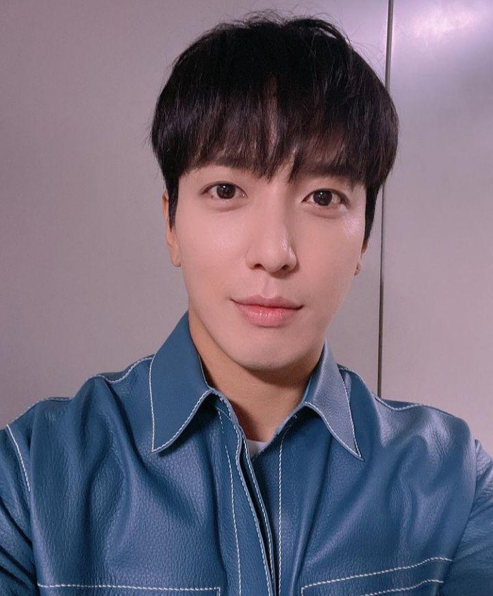 Jung Yong Hwa (instagram.com/jyheffect0622)