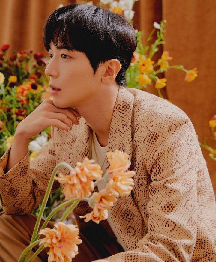 Jung Yong Hwa (instagram.com/jyheffect0622)