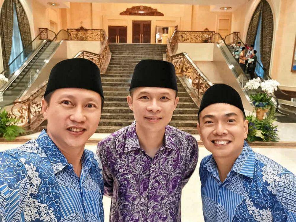 potret Indra Wijaya dan dua pelatih bulu tangkis Malaysia (instagram.com/indrawijayaofficial)