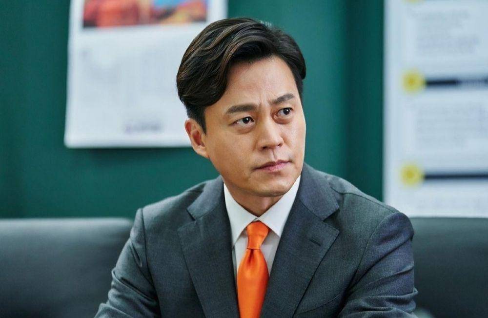 Lee Seo Jin (instagram.com/hook_entertaiment)