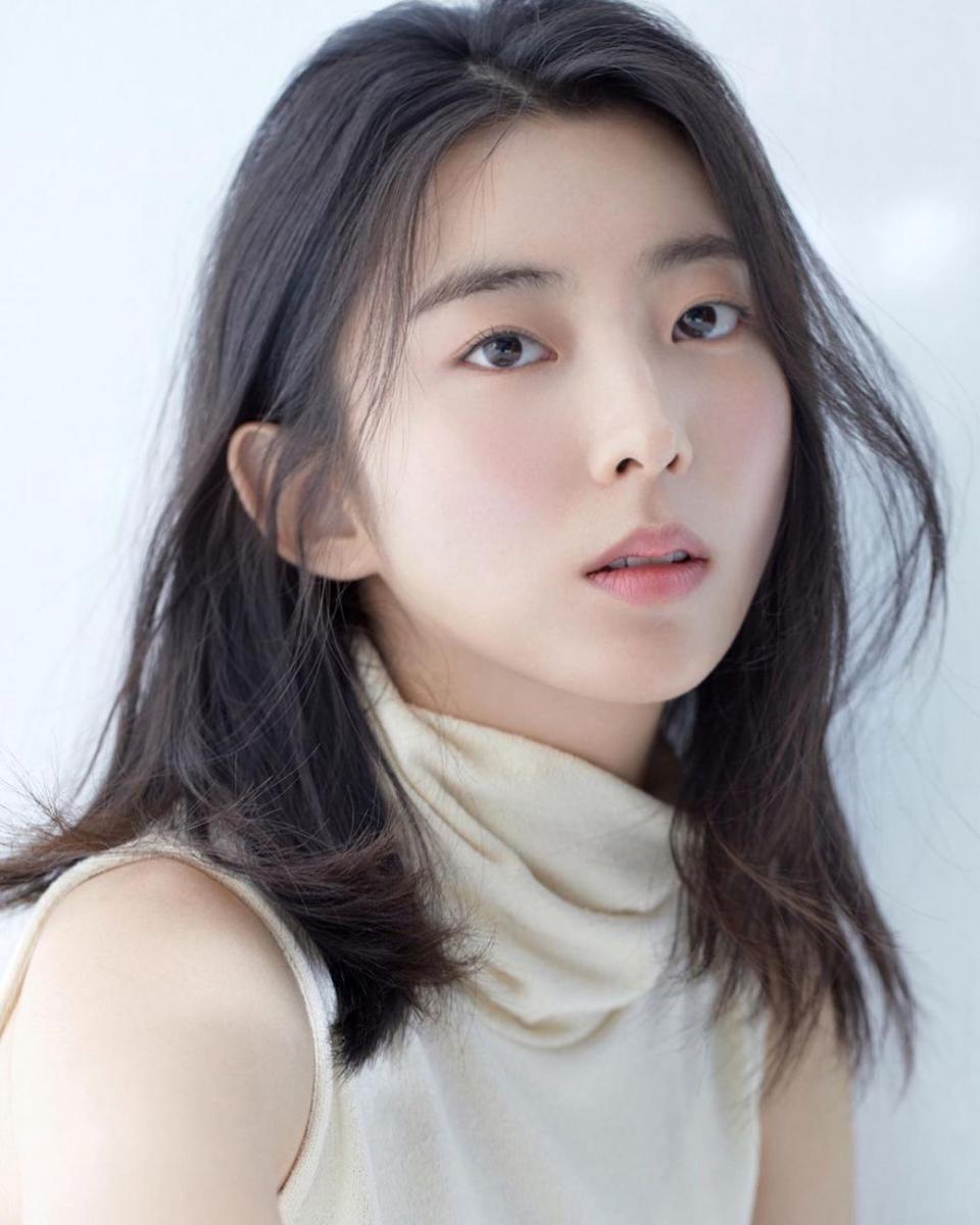Sohyun (instagram.com/kkwonsso_94)