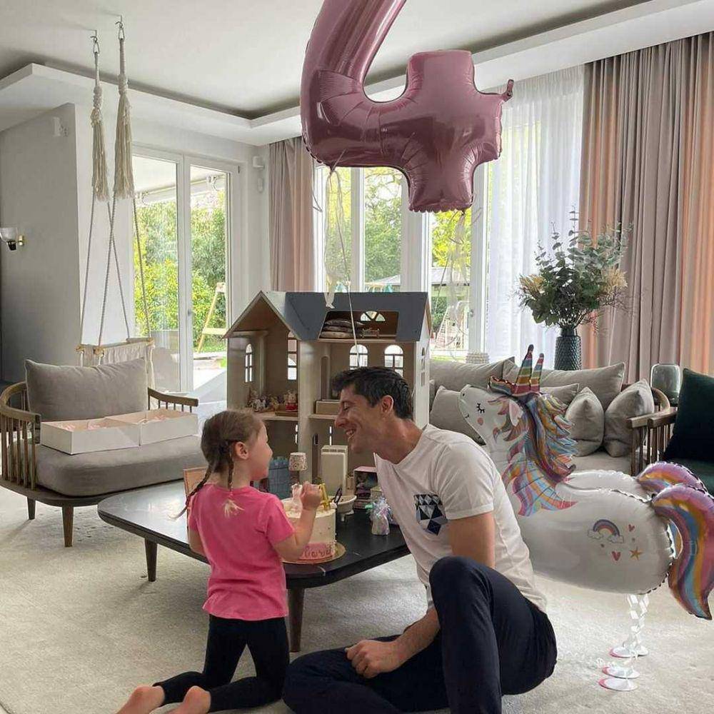 potret keluarga Robert Lewandowski (instagram.com/_rl9)