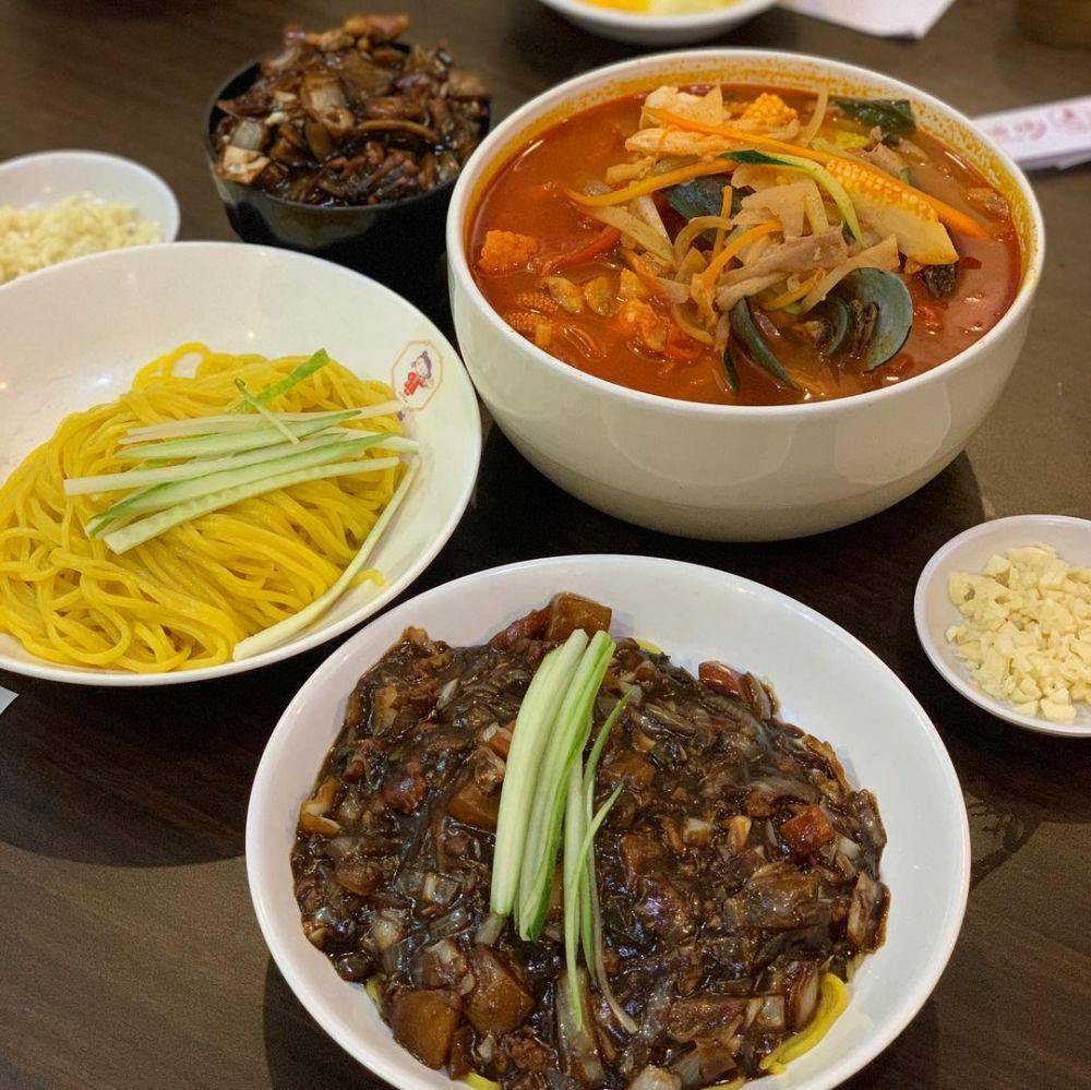 makanan ga yu sung resto (Instagram.com/b1316)