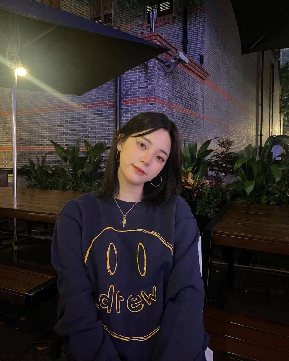 Ouyang Nana (instagram.com/nanaouyang)