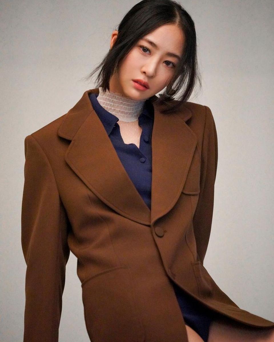 Dasom (instagram.com/som0506)