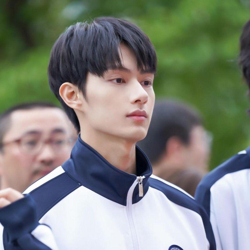 Jun SEVENTEEN (instagram.com/junhui_moon)