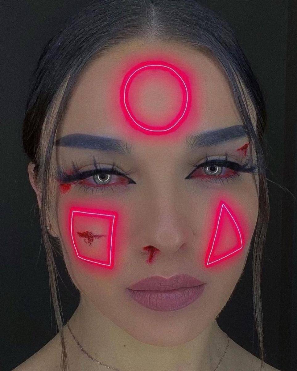 Squid Game inspired Makeup (instagram.com/annamakeup_artist)