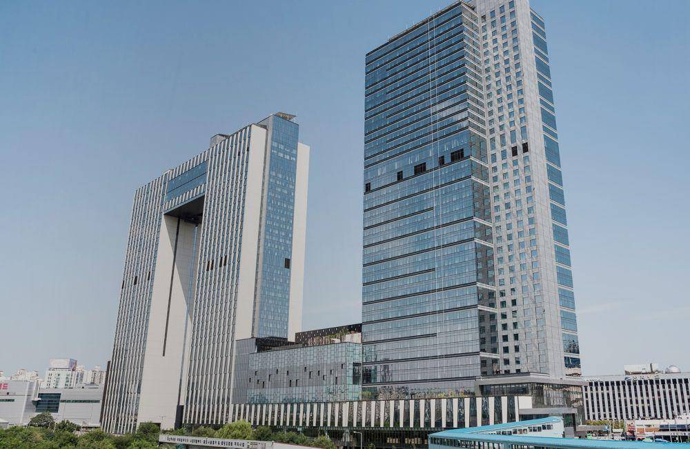 potret gedung Seoul Dragon City (sdc-club.com)