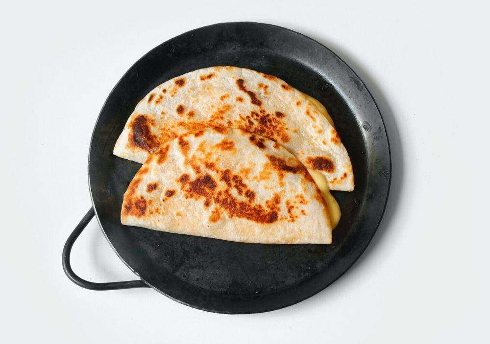 ilustrasi piadina with fontina (unsplash.com/Fernando Andrade)