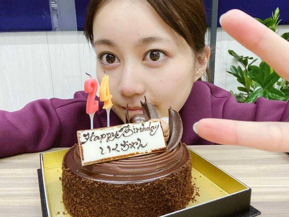 Erika Ikuta (instagram.com/ikutaerika.official)
