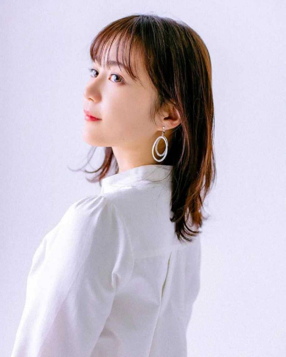 Erika Ikuta (instagram.com/_ikuta.erika)