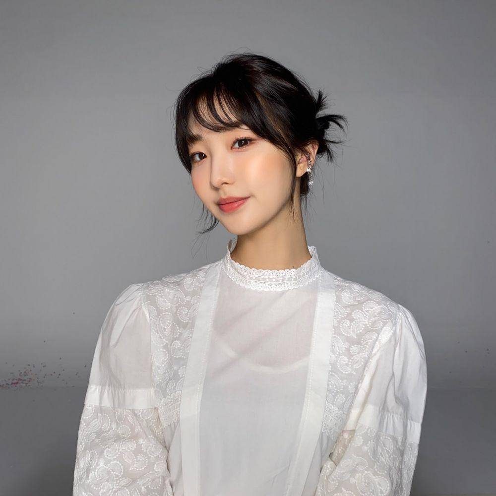 potret Yeojin LOONA (twitter.com/loonatheworld)