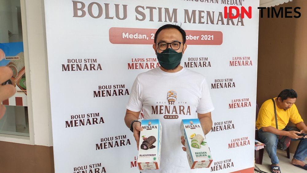 Bolu Stim Menara oleh-oleh khas Medan (IDN Times/Arifin Al Alamudi)