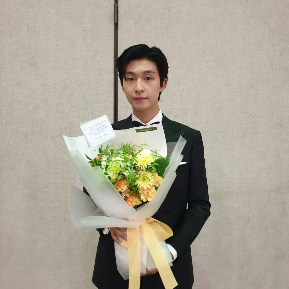Hong Kyung (instagram.com/jwidecompany)
