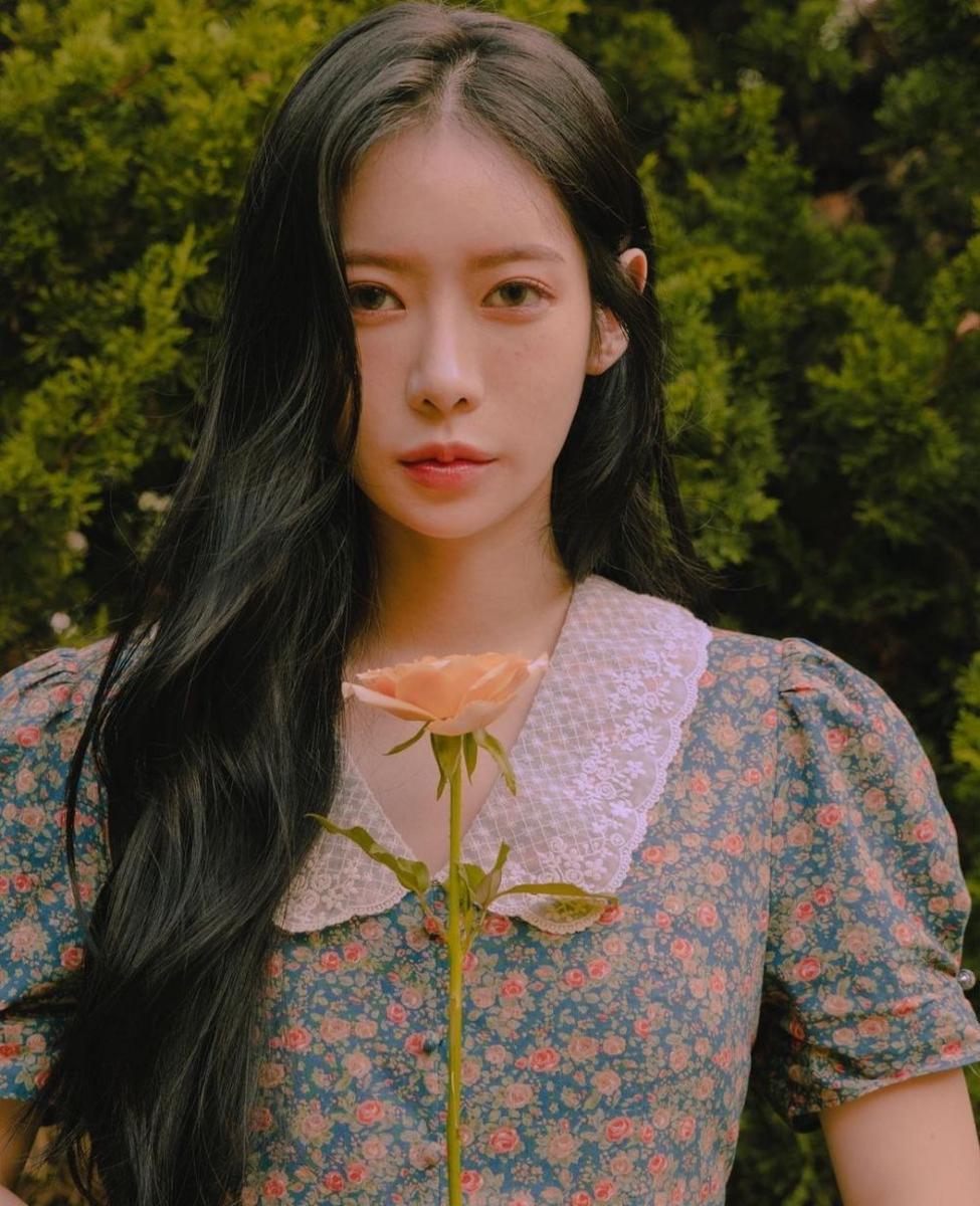 Kang Yaebin (instagram.com/yaebby_kang)