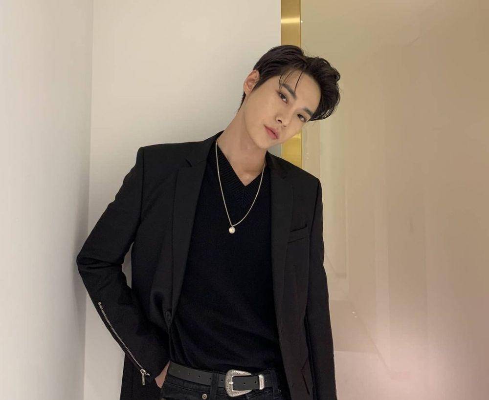 Doyoung NCT (instagram.com/do0_nct)